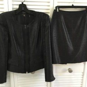 Elie Tahari Skirt Suit - Jacket and Skirt Black Size 0